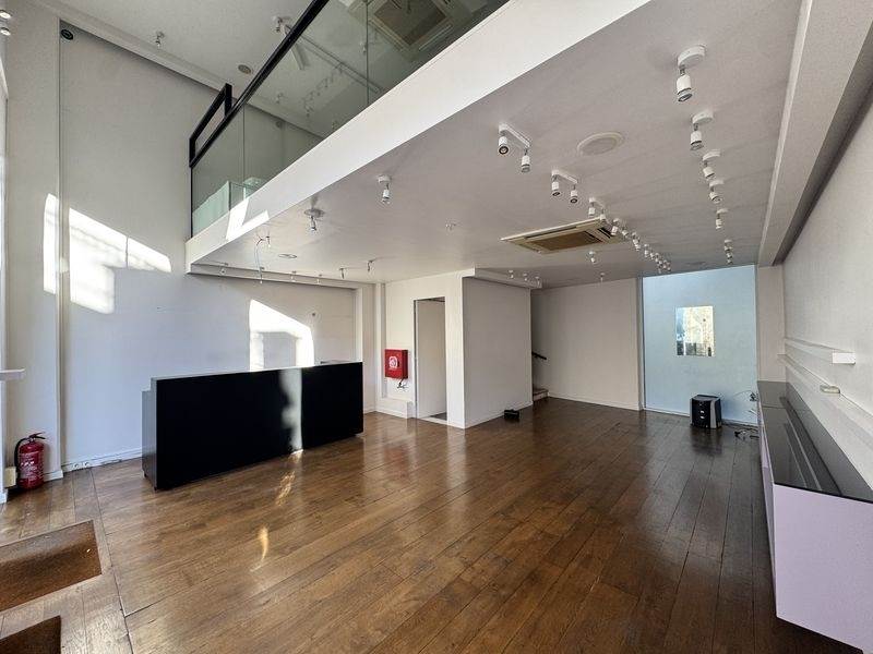 (Προς Ενοικίαση) Επαγγελματικός Χώρος Κατάστημα || Αθήνα Βόρεια/Κηφισιά - 109 τ.μ, 3.000€ 