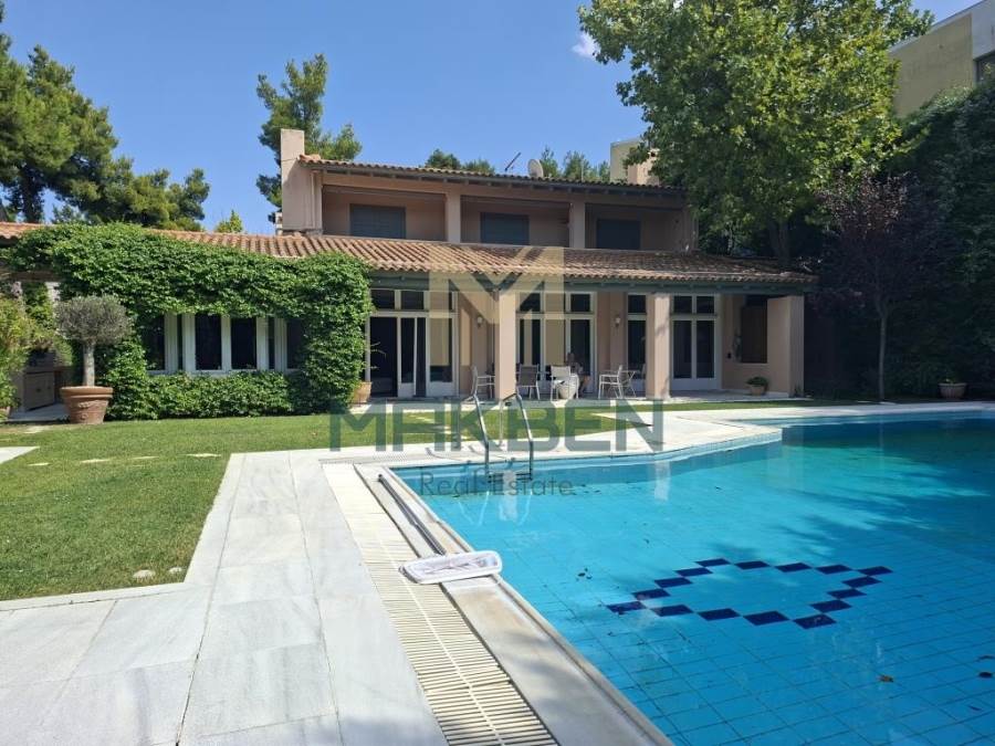 (For Sale) Residential Detached house || East Attica/Drosia - 650 Sq.m, 4 Bedrooms, 1.800.000€ 