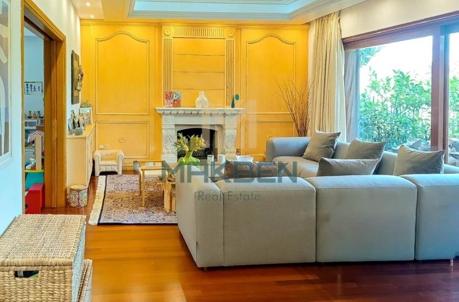 (For Rent) Residential Apartment || Athens North/Kifissia - 300 Sq.m, 5 Bedrooms, 3.000€ 